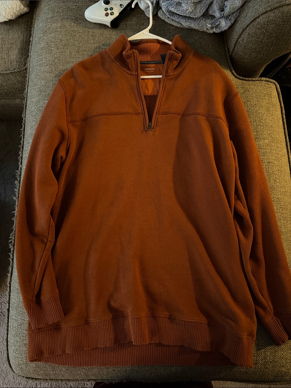 Arrow Men's Rust Half-Zip Sweater